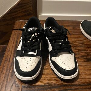 Nike Black and White Athletic Shoes